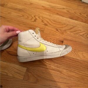 Nike Blazer Mid White Neon Yellow Swoosh Sneakers Size 7